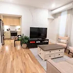 Spacious 2 Bed 2 Bath Downtown Otr Condo Minutes Walk To The Reds Bengals Stadium & More!